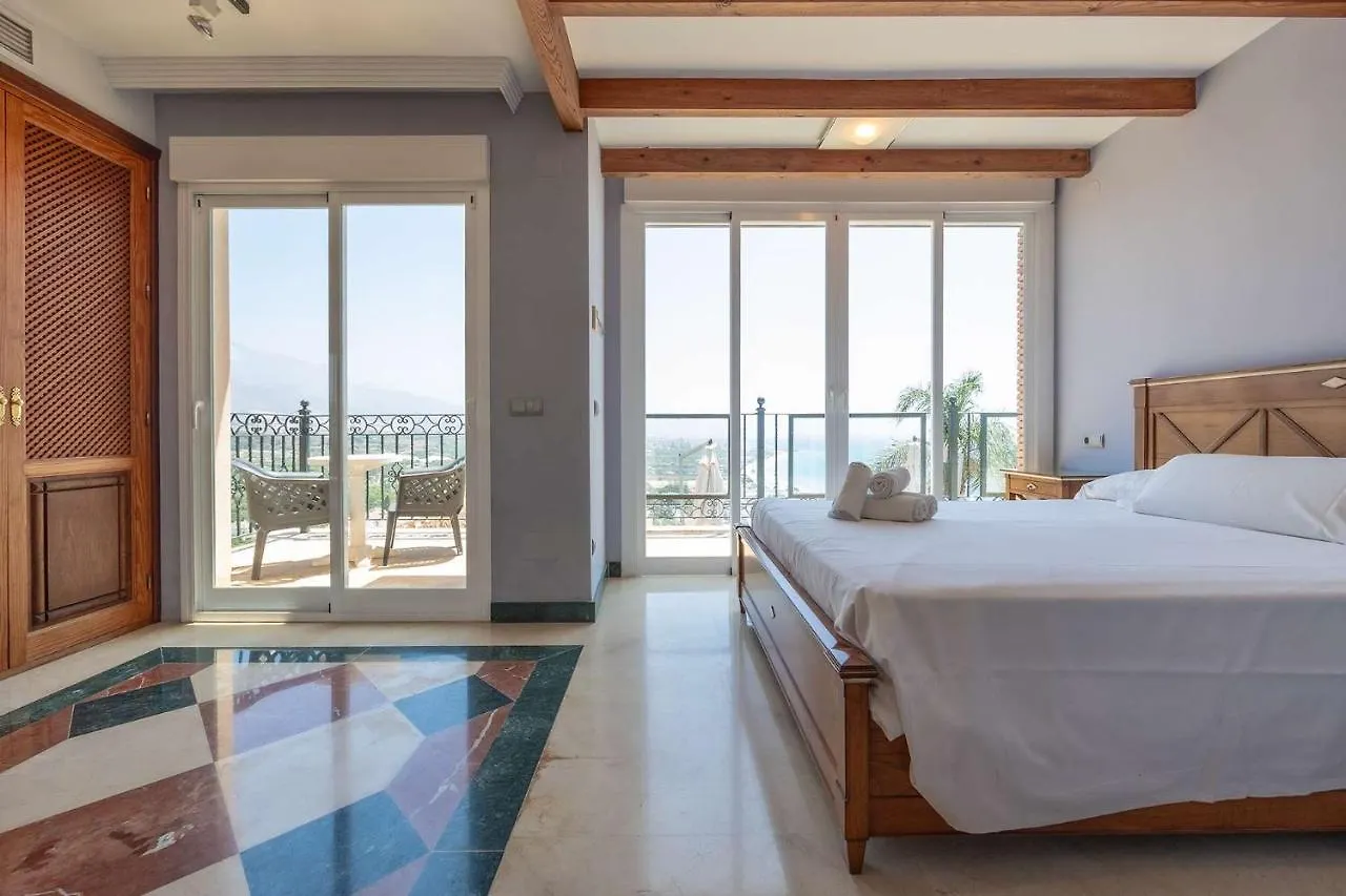 Vista Lara. Relajate Y Disfruta. Villa Nerja