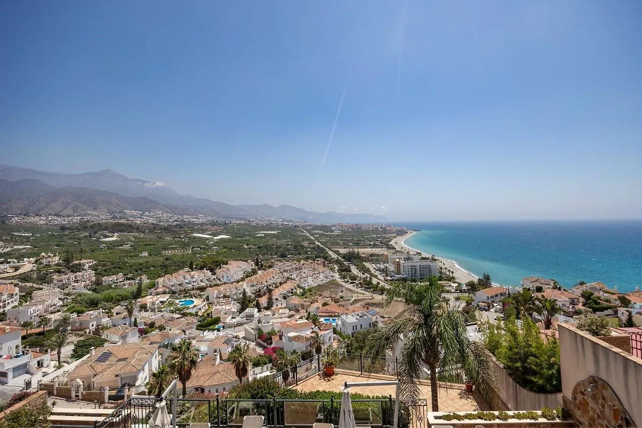 Vista Lara. Relajate Y Disfruta. Villa Nerja